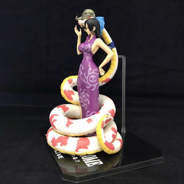 naked boa hancock figure