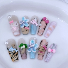 10PCS/SET Sanrio Wear Armor Fake Nails With Nail's Tool Suit